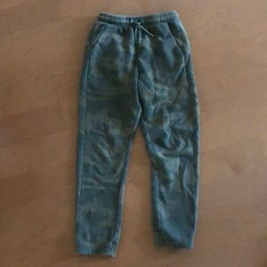 Youth size M (8/10) All in Motion green camouflage fleece joggers